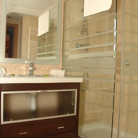 Patacona White Deluxe * Alboraia